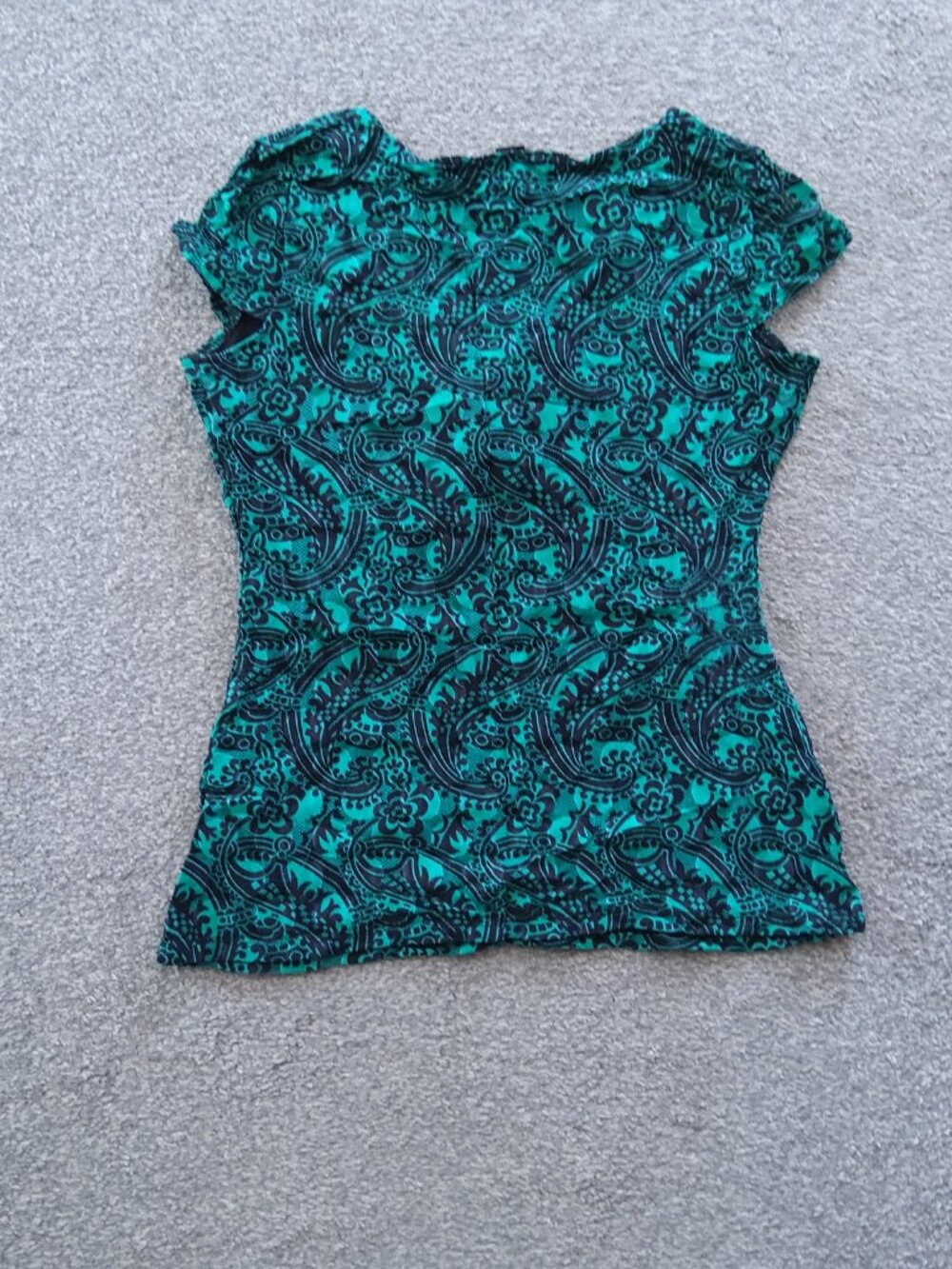 INC GREEN BLACK TOP - Picture 2 of 2